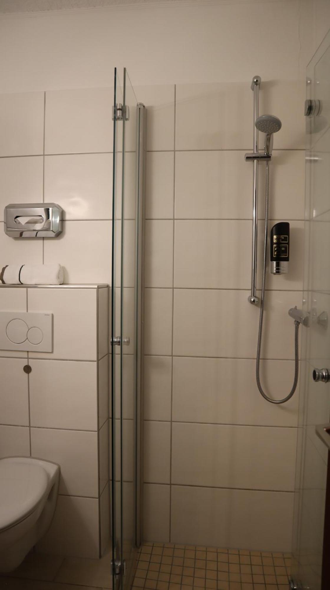 Hotel Gasthaus Zur Linde سيفيتال المظهر الخارجي الصورة